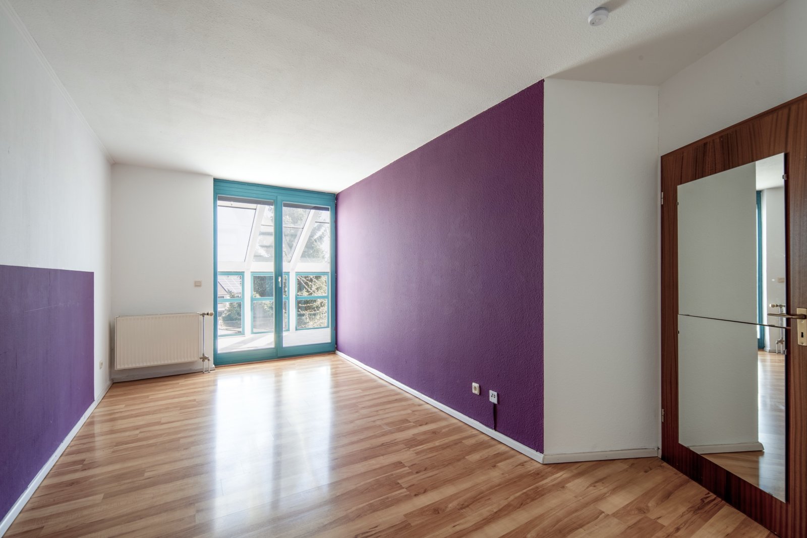3-Zimmer / Wie im eigenem Haus *IDEAL FÜR PAARE + SINGLES*