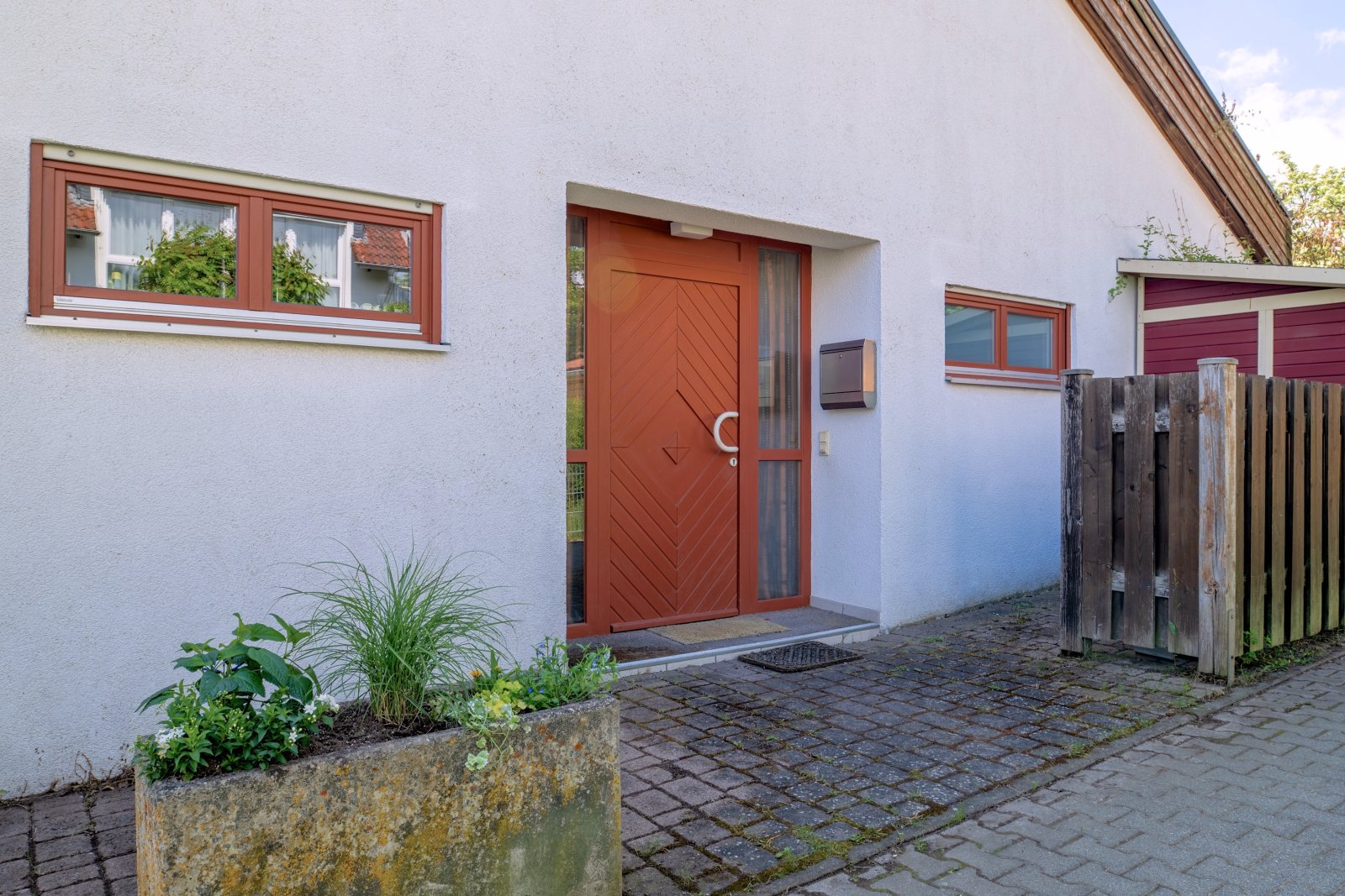 Modernes + Altersgerechtes Wohnen mit Garten + 3 PKW Stellplätze