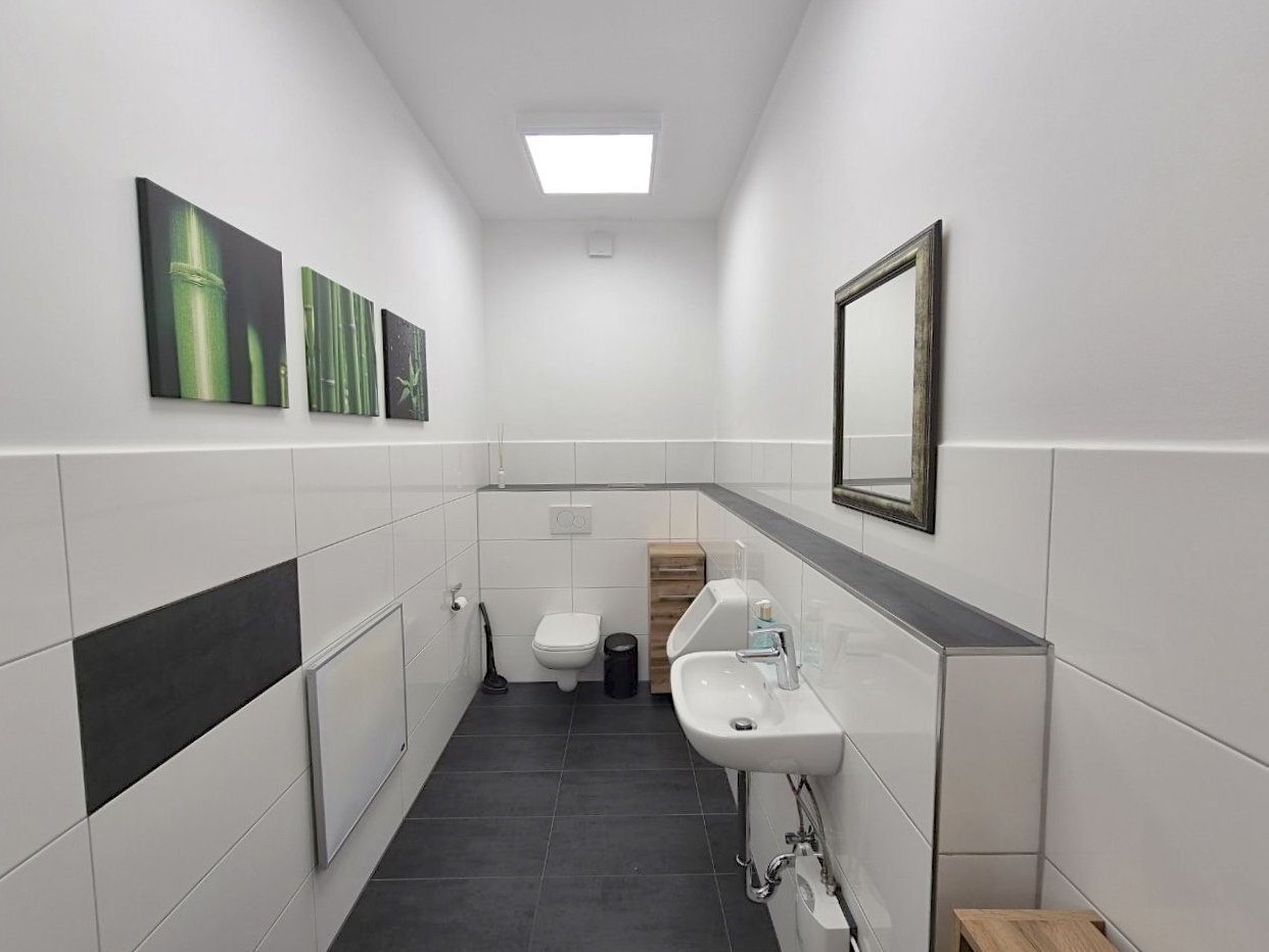 Büro-und Lagerflächen topsaniert